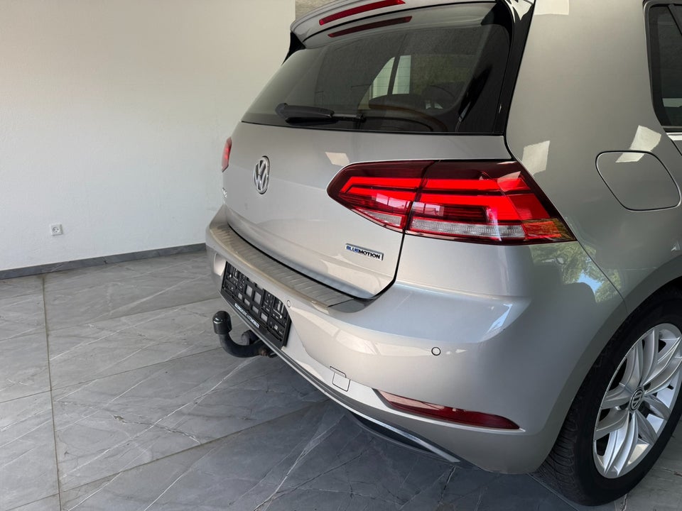 VW Golf VII 1,5 TSi 130 Comfortline Connect DSG 5d