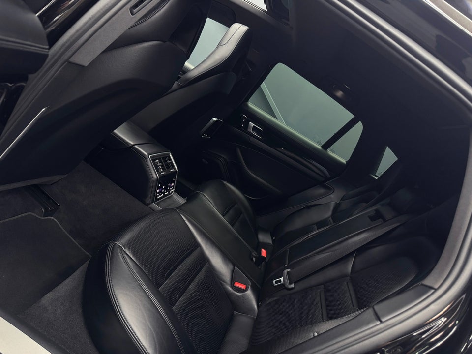 Porsche Panamera 4 2,9 E-Hybrid Sport Turismo PDK 5d