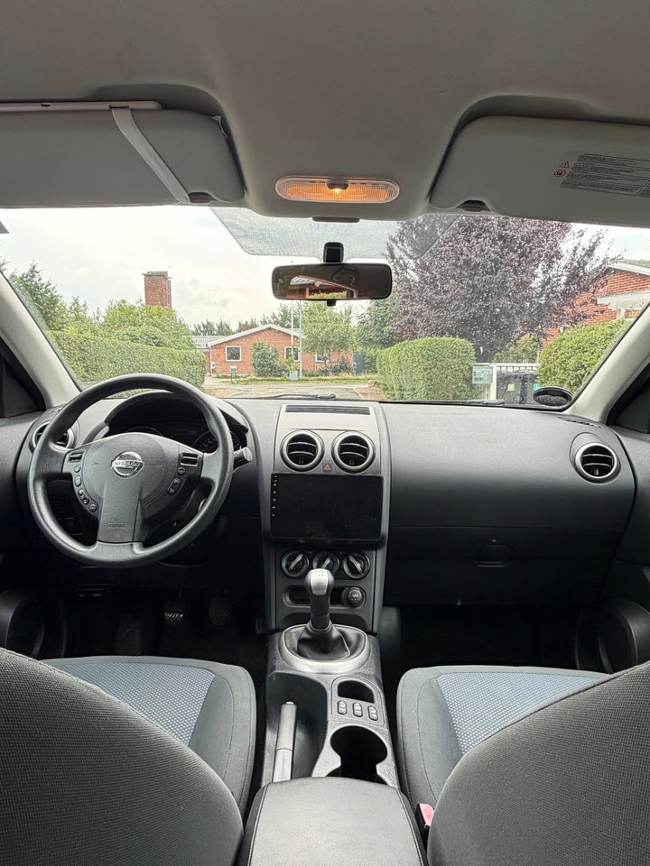 Nissan Qashqai 1,6 Acenta 5d