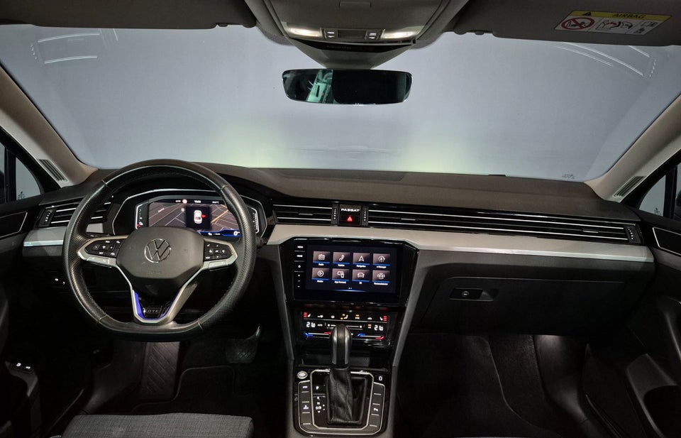 VW Passat 1,4 GTE High DSG 4d
