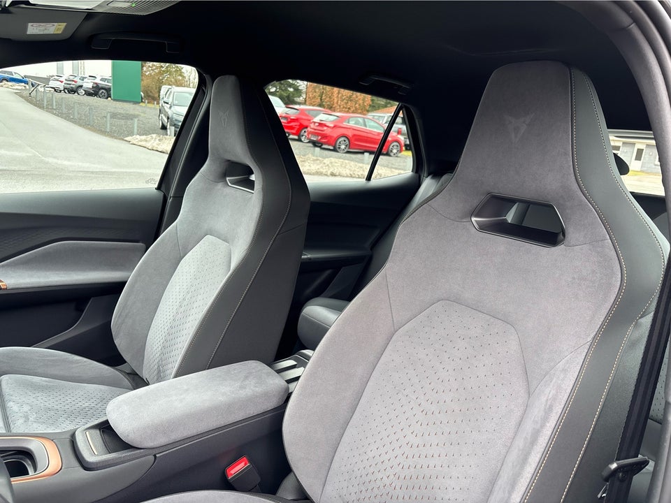 Cupra Born 58 e-Boost Dinamica Pack High 5d