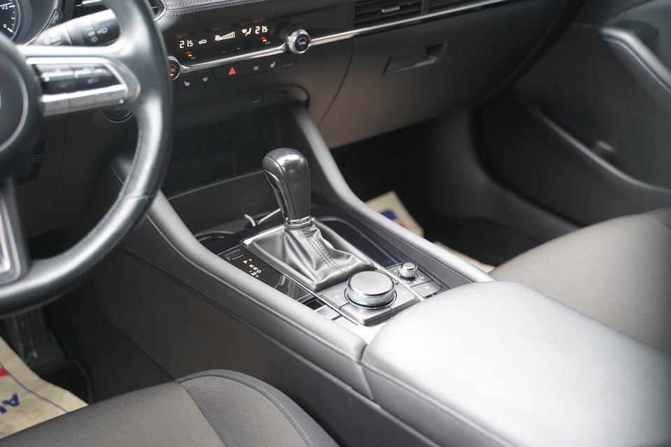 Mazda 3 1,8 SkyActiv-D 116 Sky aut. 5d