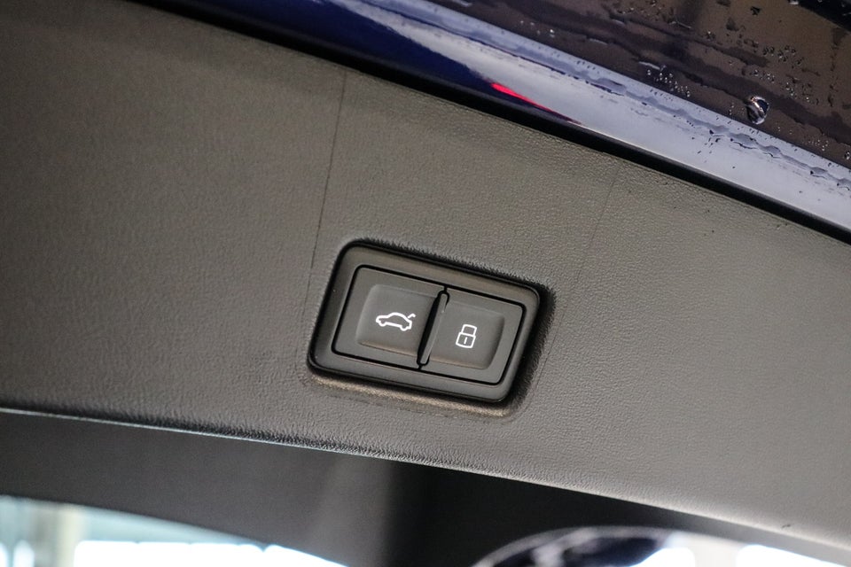 Audi Q4 e-tron 35 S-line Sportback 5d