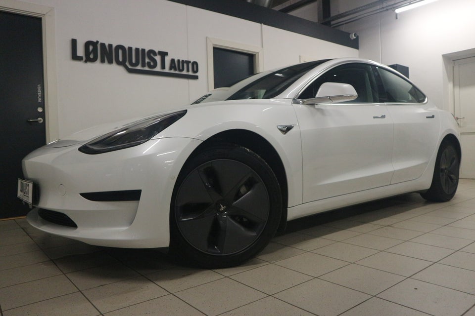 Tesla Model 3 Standard Range+ RWD 4d