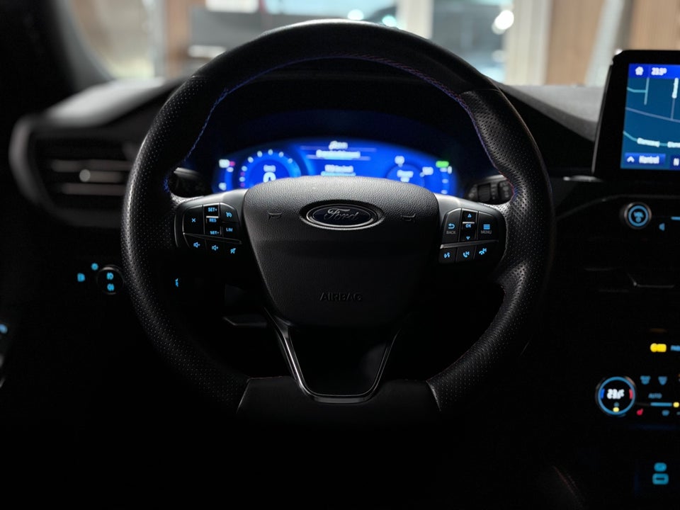 Ford Kuga 2,5 PHEV ST-Line CVT 5d