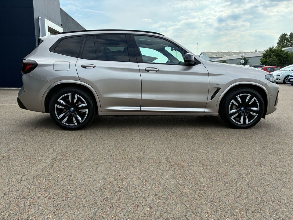 BMW iX3 Charged M-Sport 5d