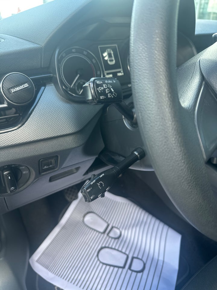 Skoda Scala 1,0 TSi 95 Active 5d