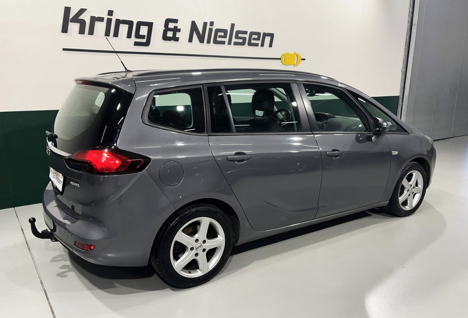 Opel Zafira Tourer 1,4 T 120 Enjoy 7prs 5d