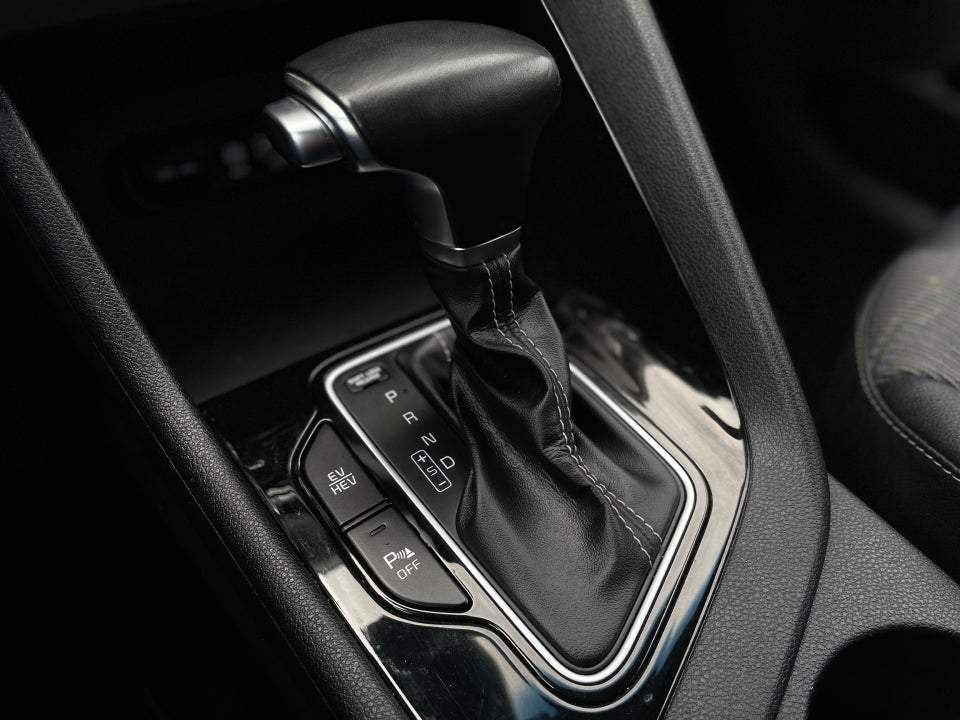 Kia Niro 1,6 HEV Advance DCT 5d