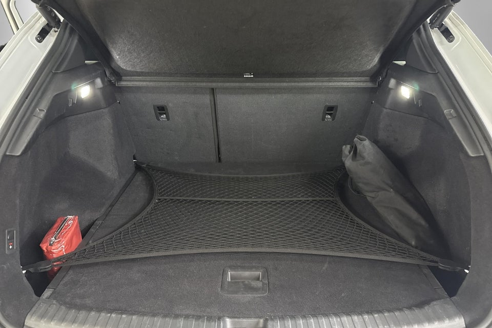 Audi Q4 e-tron 40 Attitude 5d