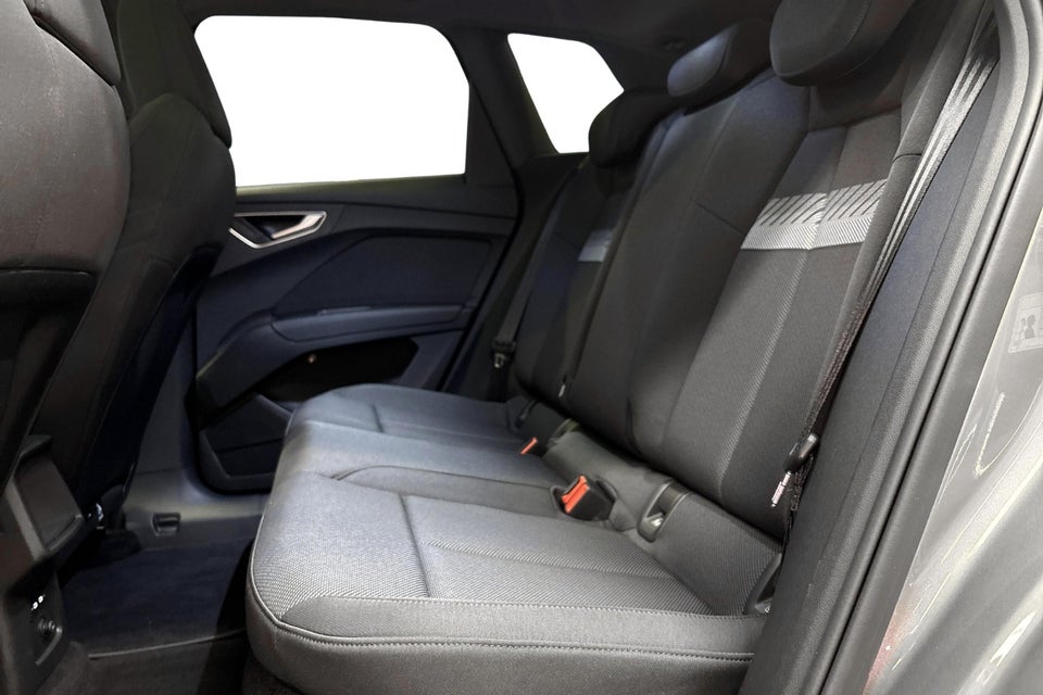 Audi Q4 e-tron 45 S-line Edition 5d