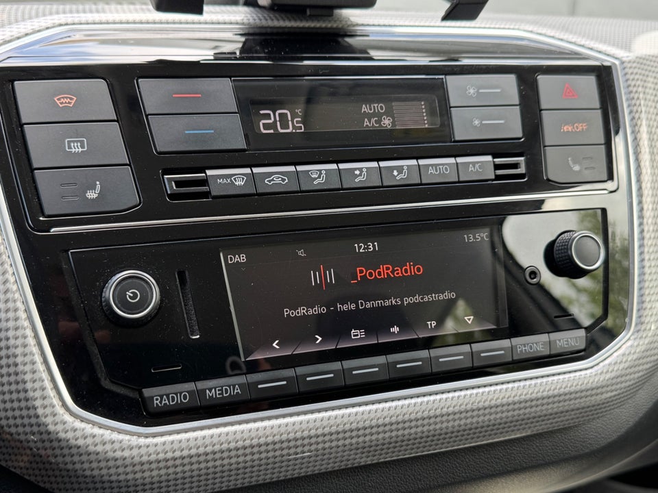 VW e-Up! Move Up! 5d