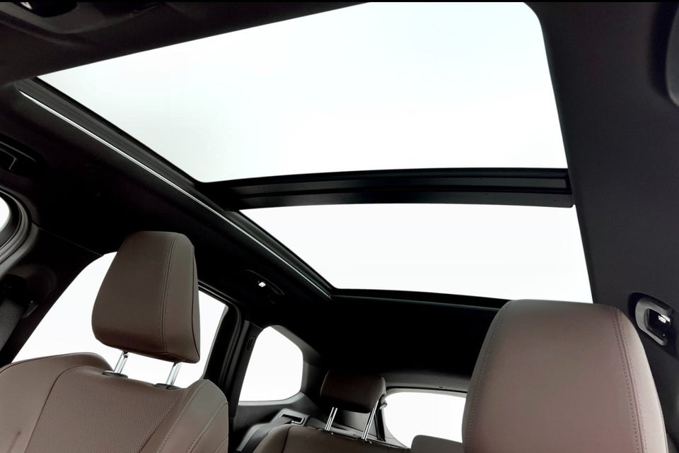 BMW iX1 xDrive30 M-Sport 5d