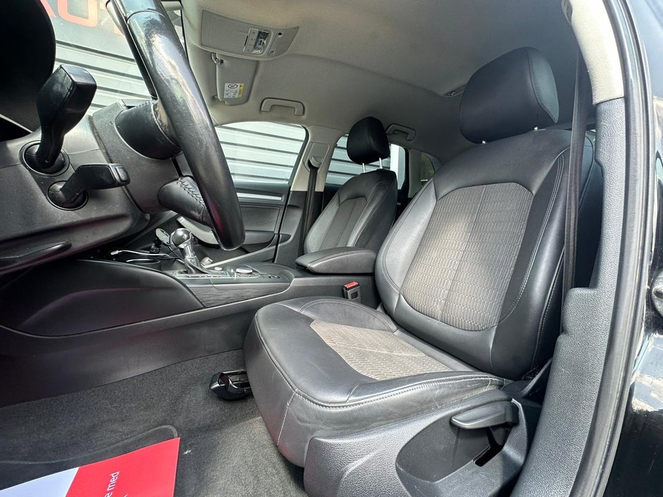 Audi A3 2,0 TDi 150 Ambiente Sportback S-tr. 5d