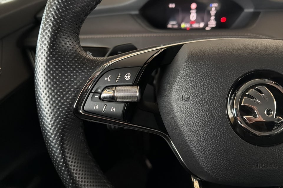 Skoda Enyaq 80 iV Plus 5d