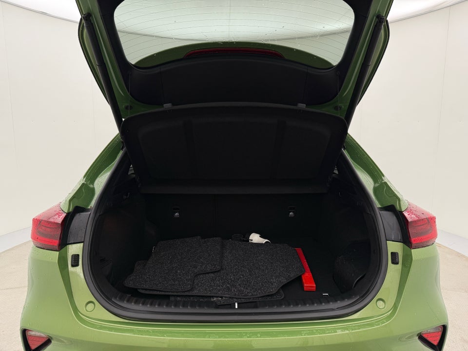 Kia XCeed 1,6 PHEV Upgrade DCT 5d