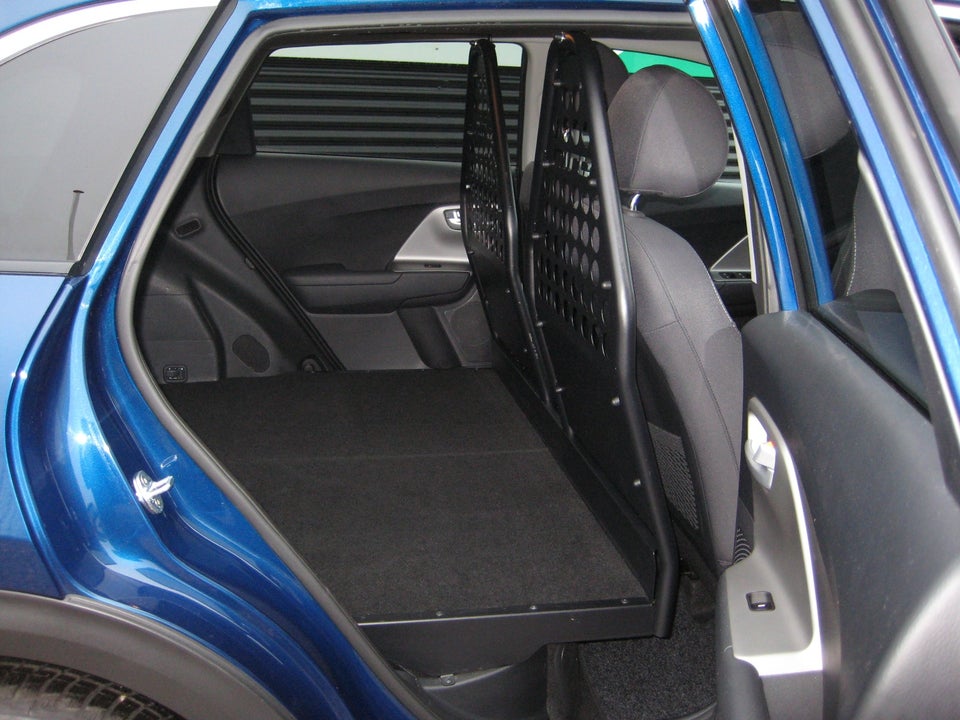 Kia Niro 1,6 HEV Attraction DCT Van 5d