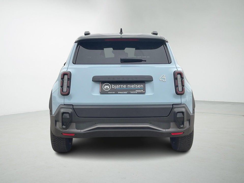 Renault 4 E-Tech 52 Iconic 5d