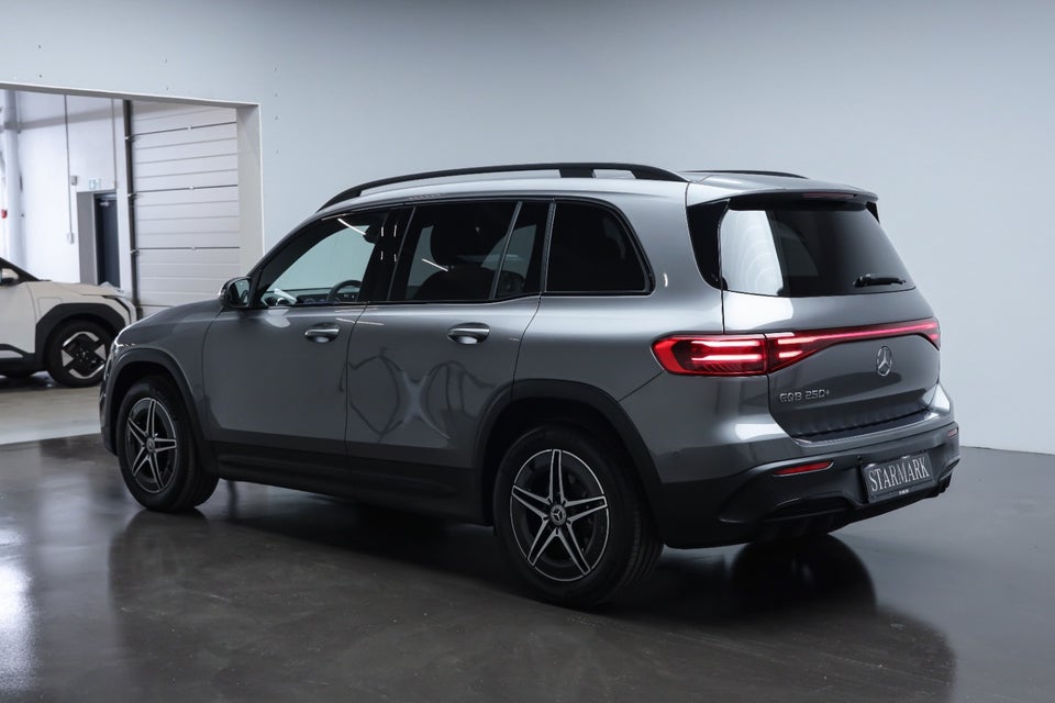 Mercedes EQB250+ AMG Advance 5d