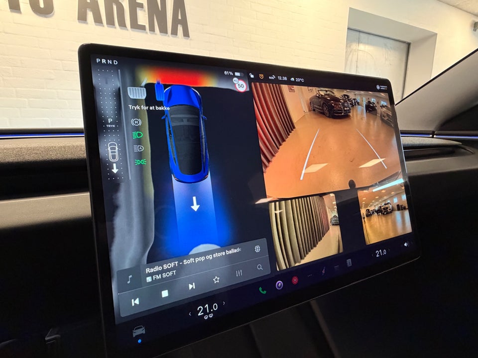 Tesla Model 3 Long Range AWD 4d