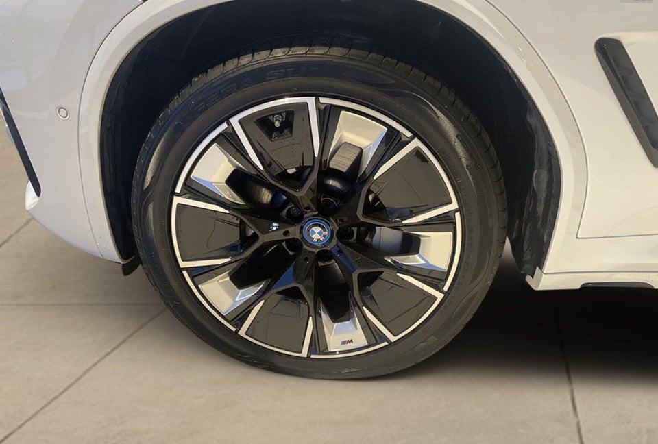 BMW iX3 Charged Plus M-Sport 5d