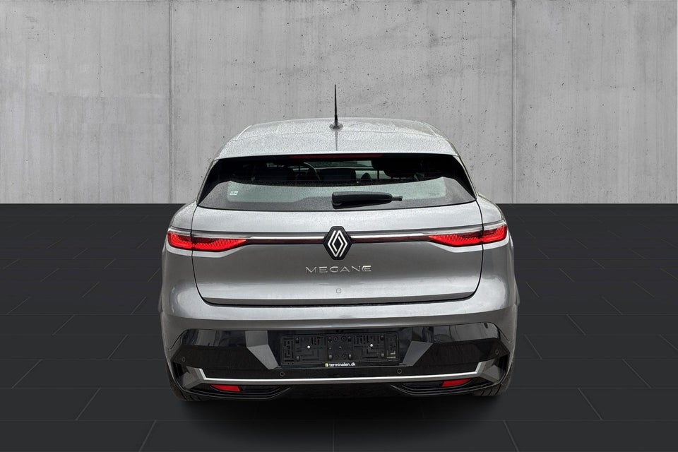 Renault Megane E-Tech 40 Equilibre 5d