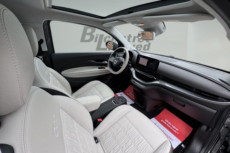Fiat 500e 42 la Prima by Bocelli 3+1 4d