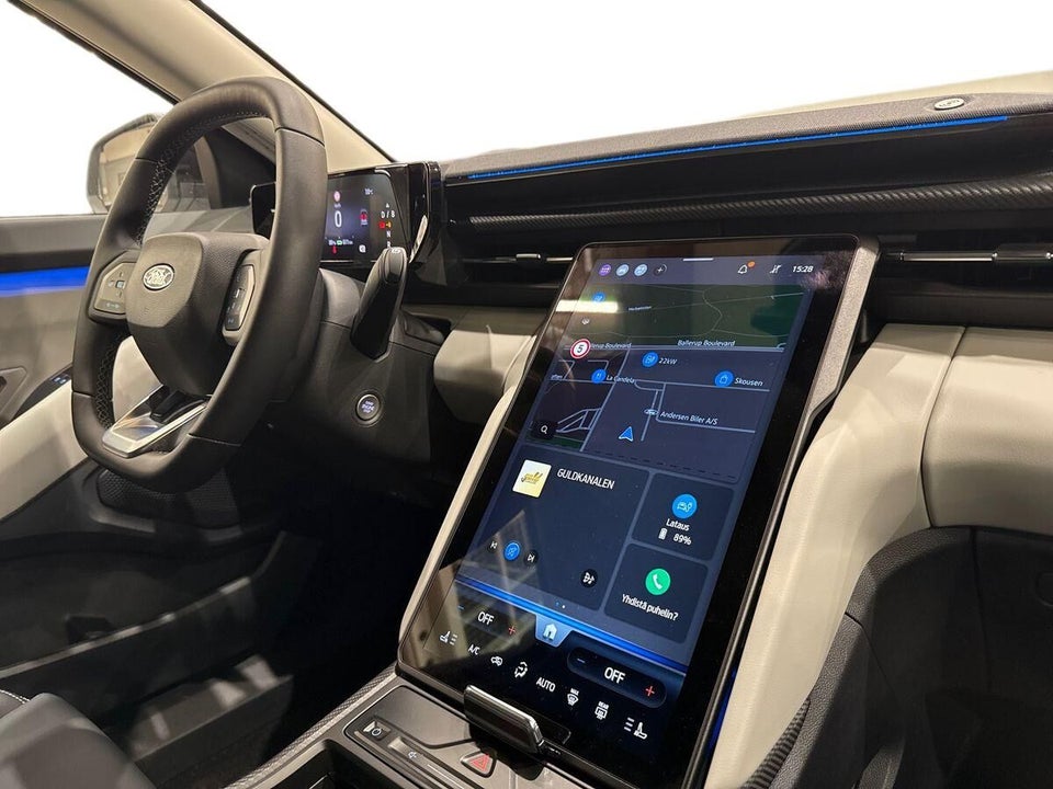 Ford Explorer 77 Premium Extended Range 5d