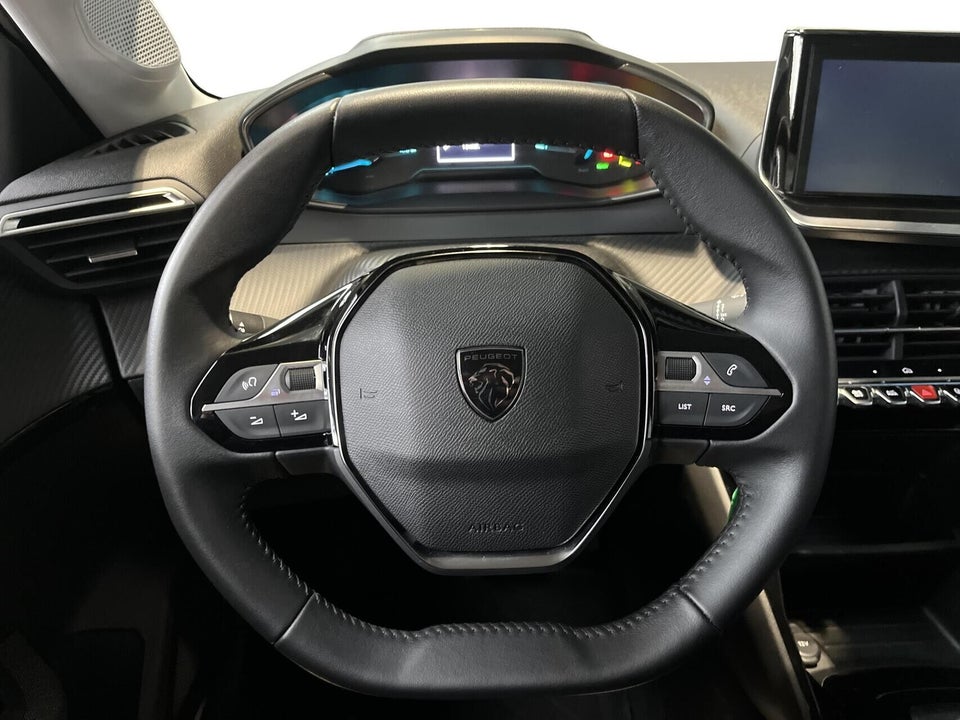 Peugeot e-208 50 Style 5d