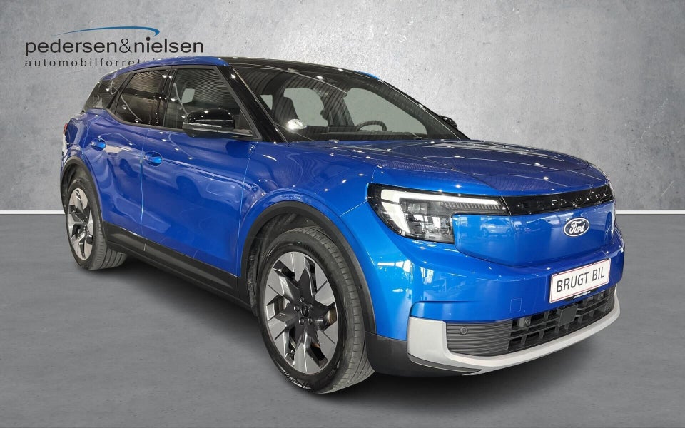 Ford Explorer 77 Premium Extended Range 5d