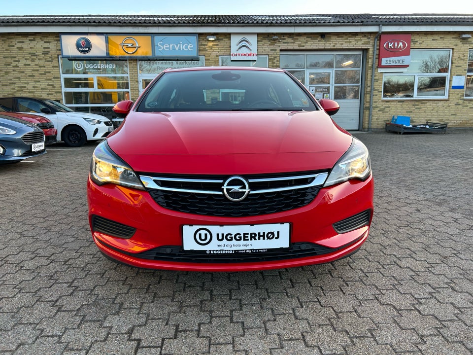 Opel Astra 1,4 T 125 Enjoy 5d