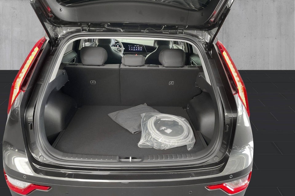 Kia Niro 64 EV Final Edition 5d