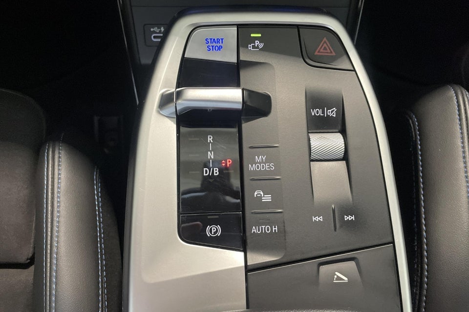 BMW iX1 eDrive20 M-Sport 5d