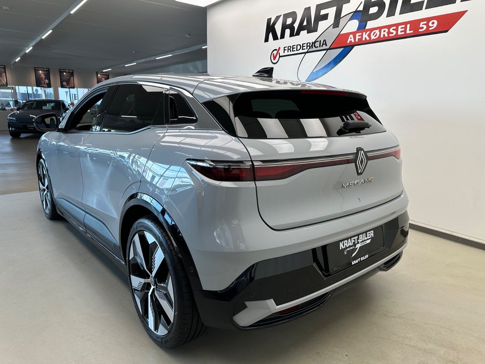 Renault Megane E-Tech 60 Techno 5d