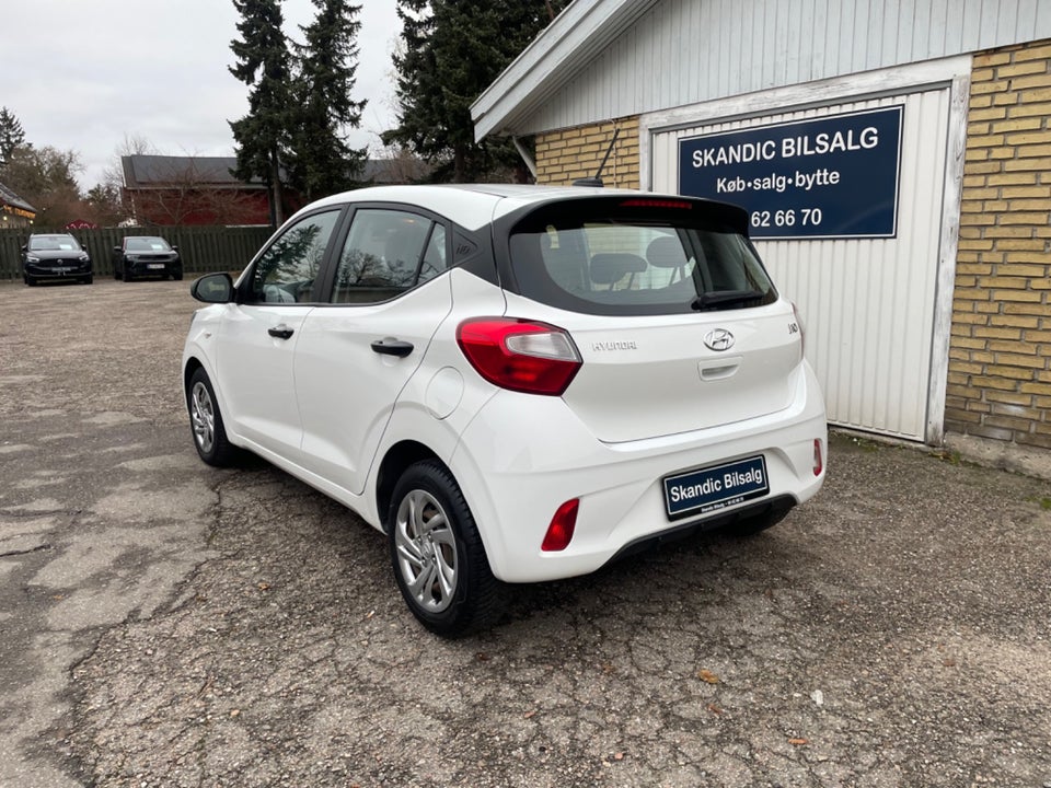 Hyundai i10 1,0 MPi Essential AMT 5d