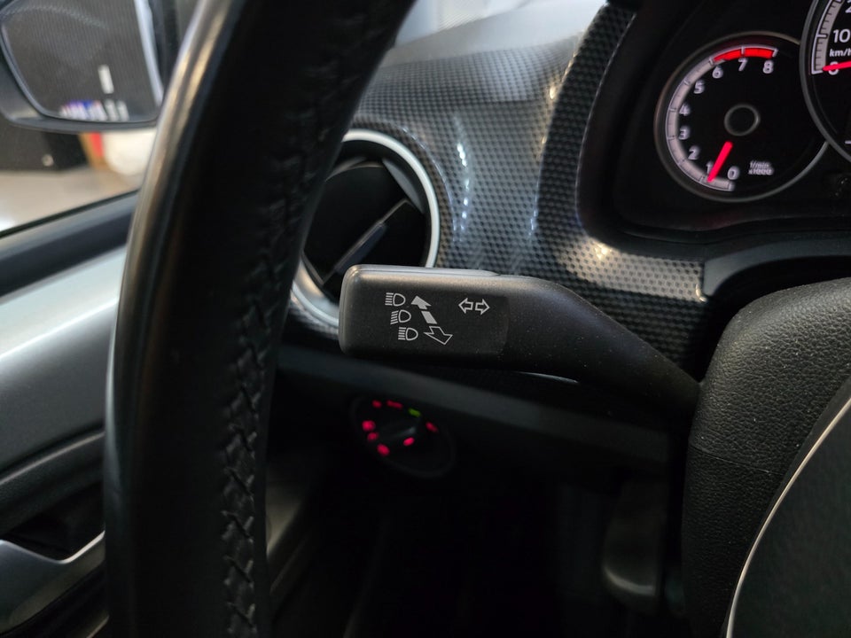 VW Up! 1,0 MPi 60 Move Up! BMT 5d