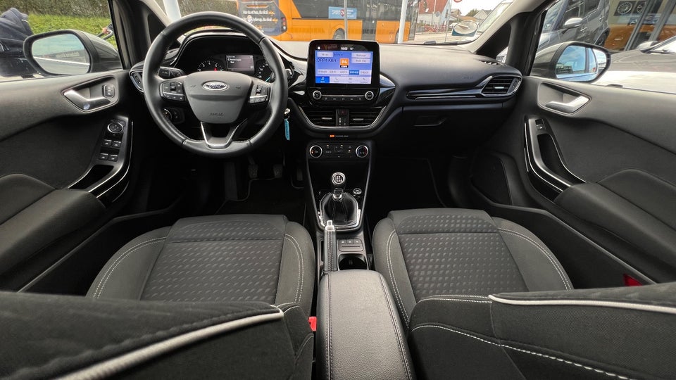 Ford Fiesta 1,0 EcoBoost Titanium 5d