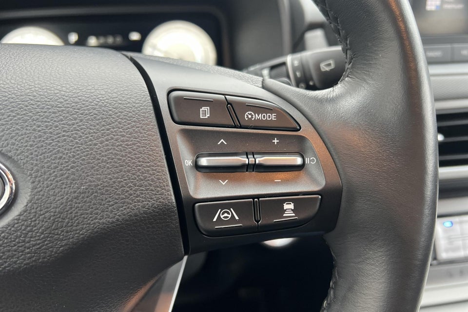 Hyundai Kona 39 EV Select 5d