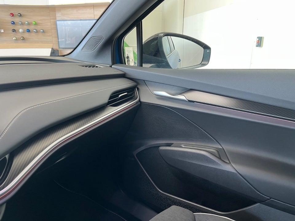 Skoda Elroq 60 iV Sportline 5d