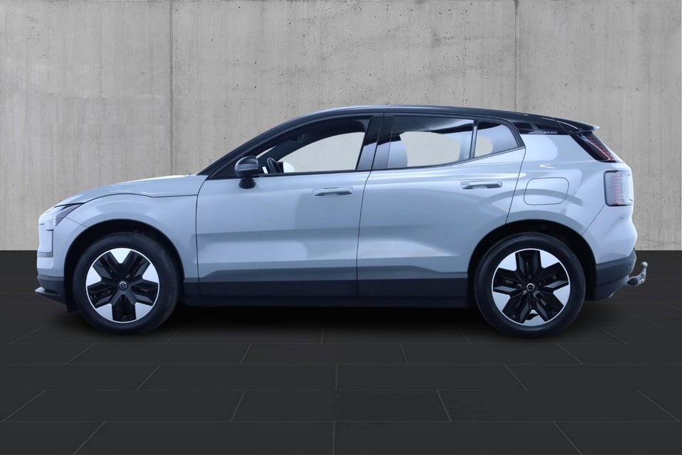 Volvo EX30 Standard Range Plus 5d