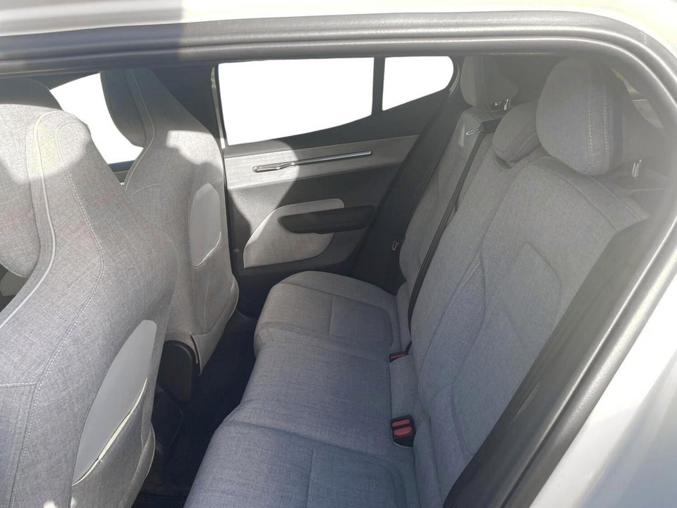 Volvo EX30 Extended Range Ultra 5d