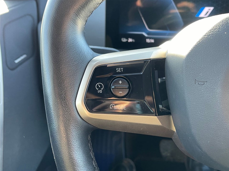 BMW iX xDrive40 Sport 5d