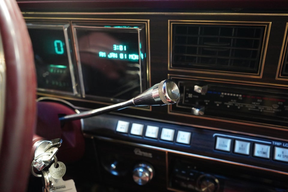 Ford Lincoln Continental 5,0 Mark VI Signature Series aut. 4d