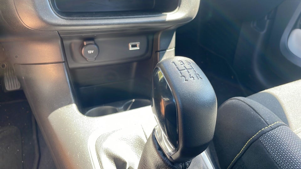 Citroën C3 1,2 PureTech 83 Shine 5d