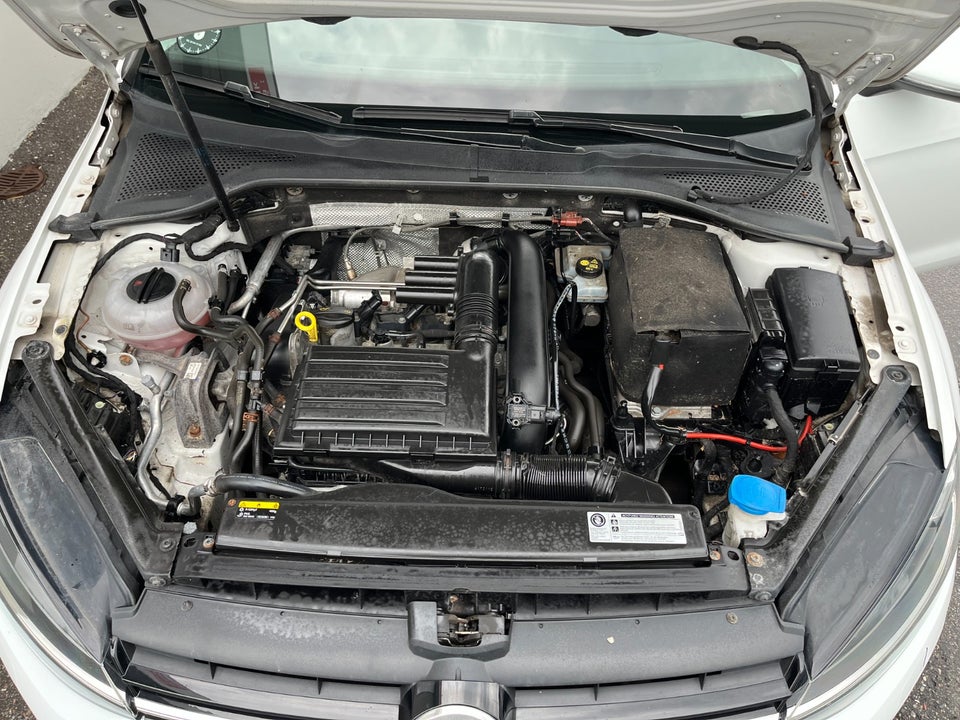 VW Golf VII 1,4 TSi 125 Comfortline Variant 5d