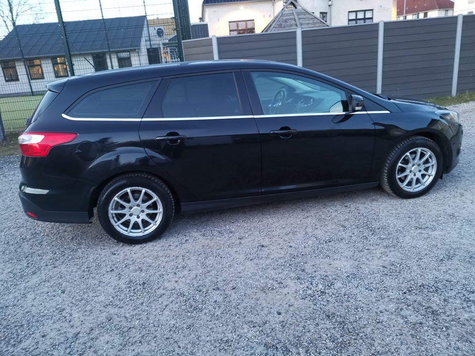 Ford Focus 1,0 SCTi 125 Titanium stc. ECO 5d