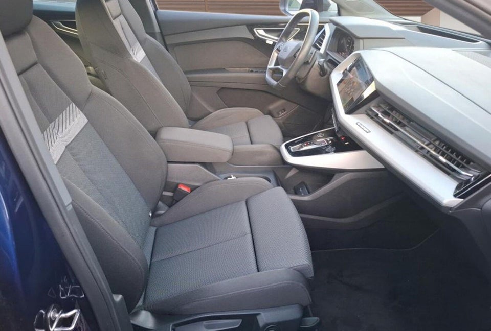 Audi Q4 e-tron 40  5d