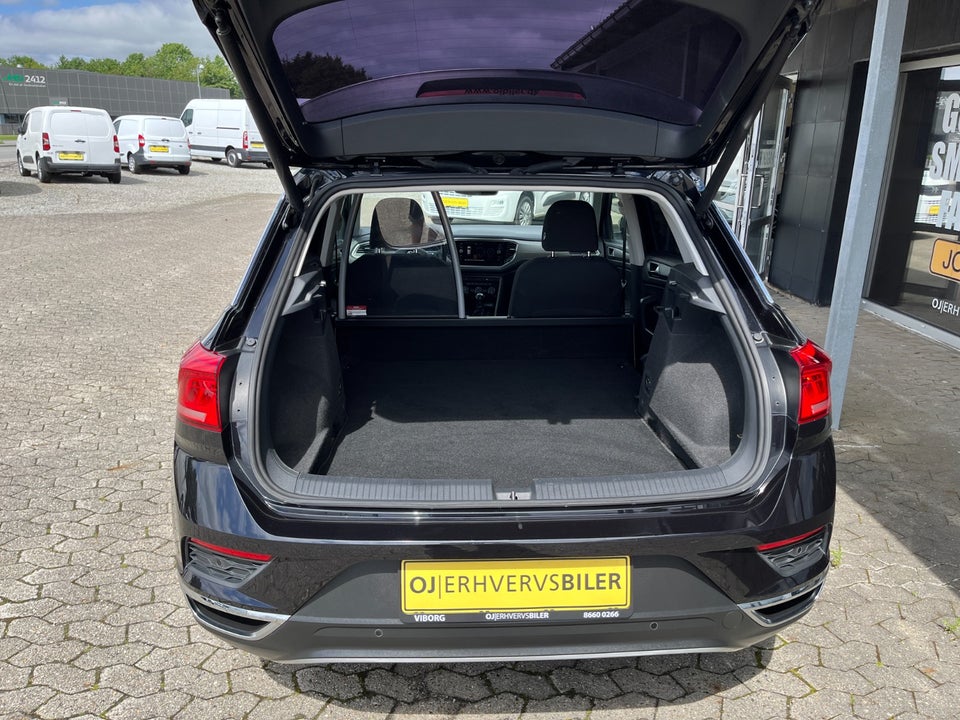 VW T-Roc 1,6 TDi 115 Style Van 5d