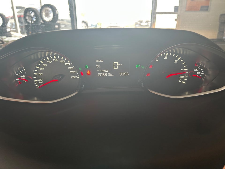 Peugeot 308 1,6 BlueHDi 120 Style 5d