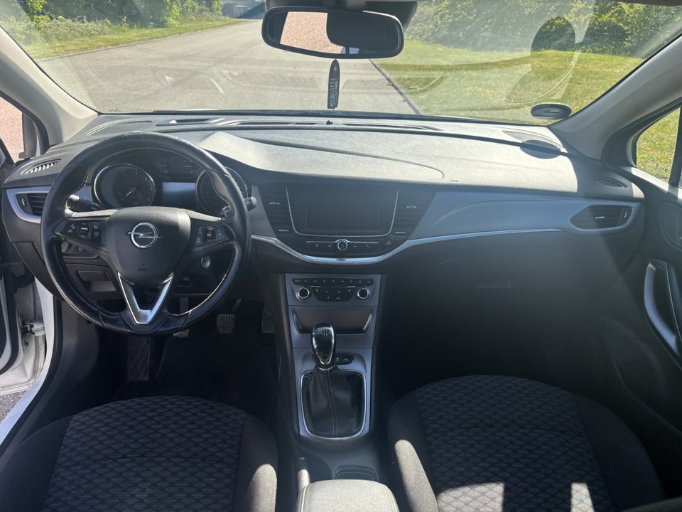 Opel Astra 1,6 CDTi 110 Enjoy Sports Tourer 5d